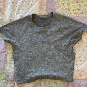 Lululemon Athletica Heathered Gray Crop Top